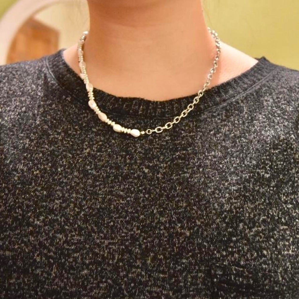 Pearl Chain Necklace - Picture 4 of 4